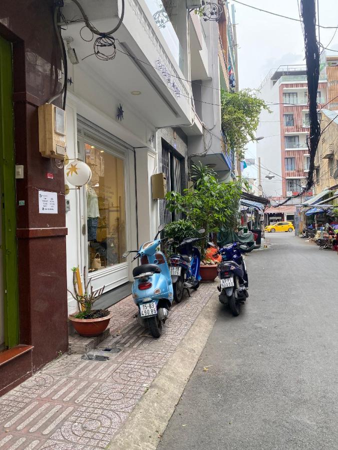 G9 Homestay - Tran Hung Dao ホーチミン市 エクステリア 写真